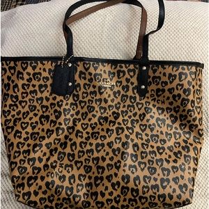 Coach heart leopard tote